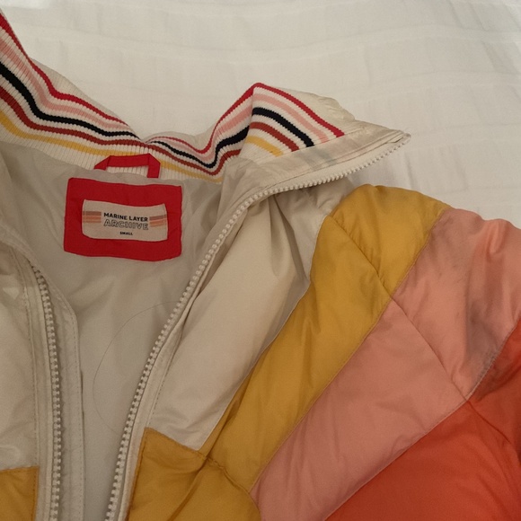 Marine Layer Après Sunset down filled puffer - Picture 10 of 12